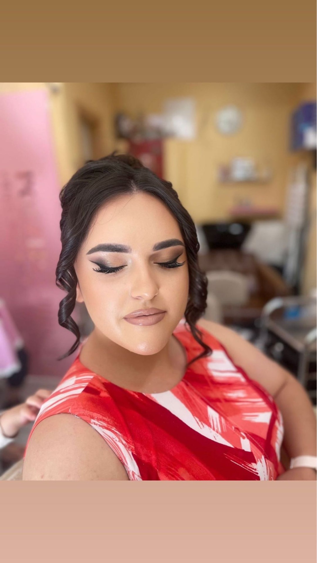 Poezija ljepote #sarajevo Svečane i frizure za svadbu Svečana frizura + profesionalno šminkanje