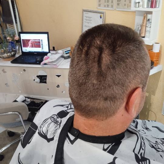 Poezija ljepote #sarajevo Muško šišanje Muško šišanje + pranje