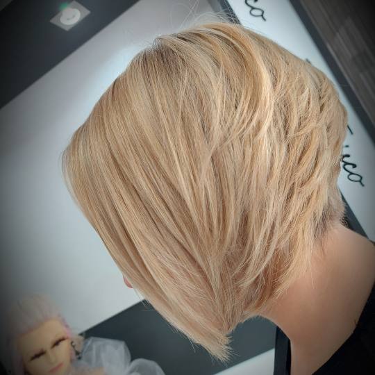 Frisco #sarajevo Žensko šišanje Žensko šišanje - kosa srednje dužine