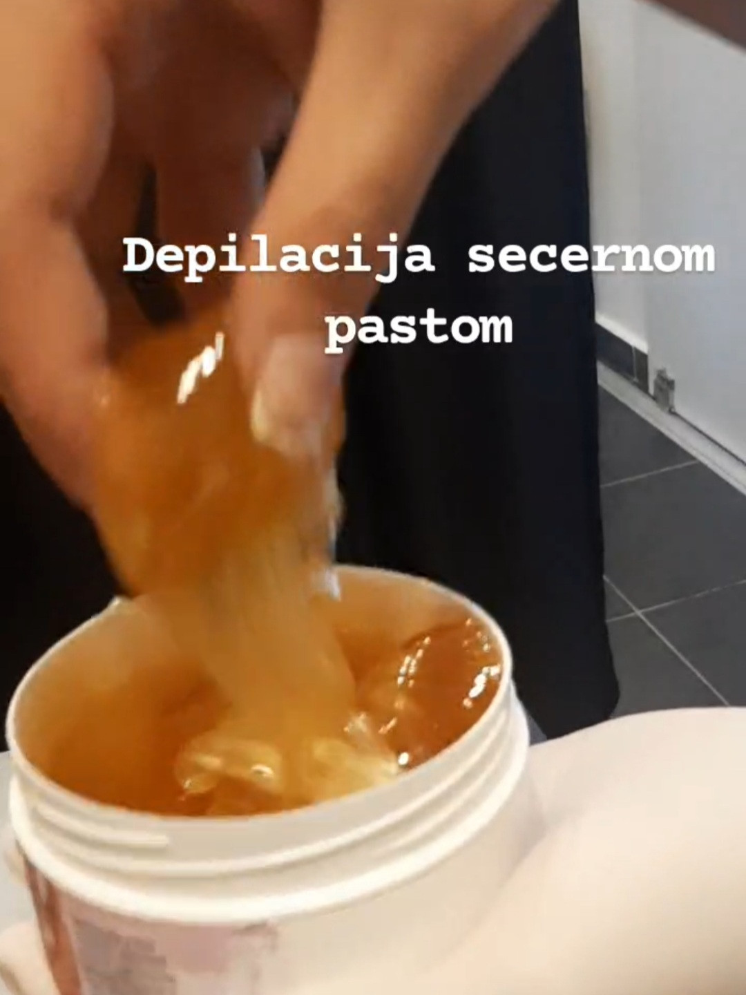 Kuća ljepote Djenna #sarajevo Depilacija šećernom pastom Depilacija leđa šećernom pastom