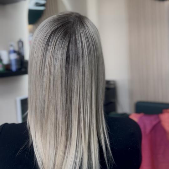 Radonjić beauty lounge & barbershop usluga