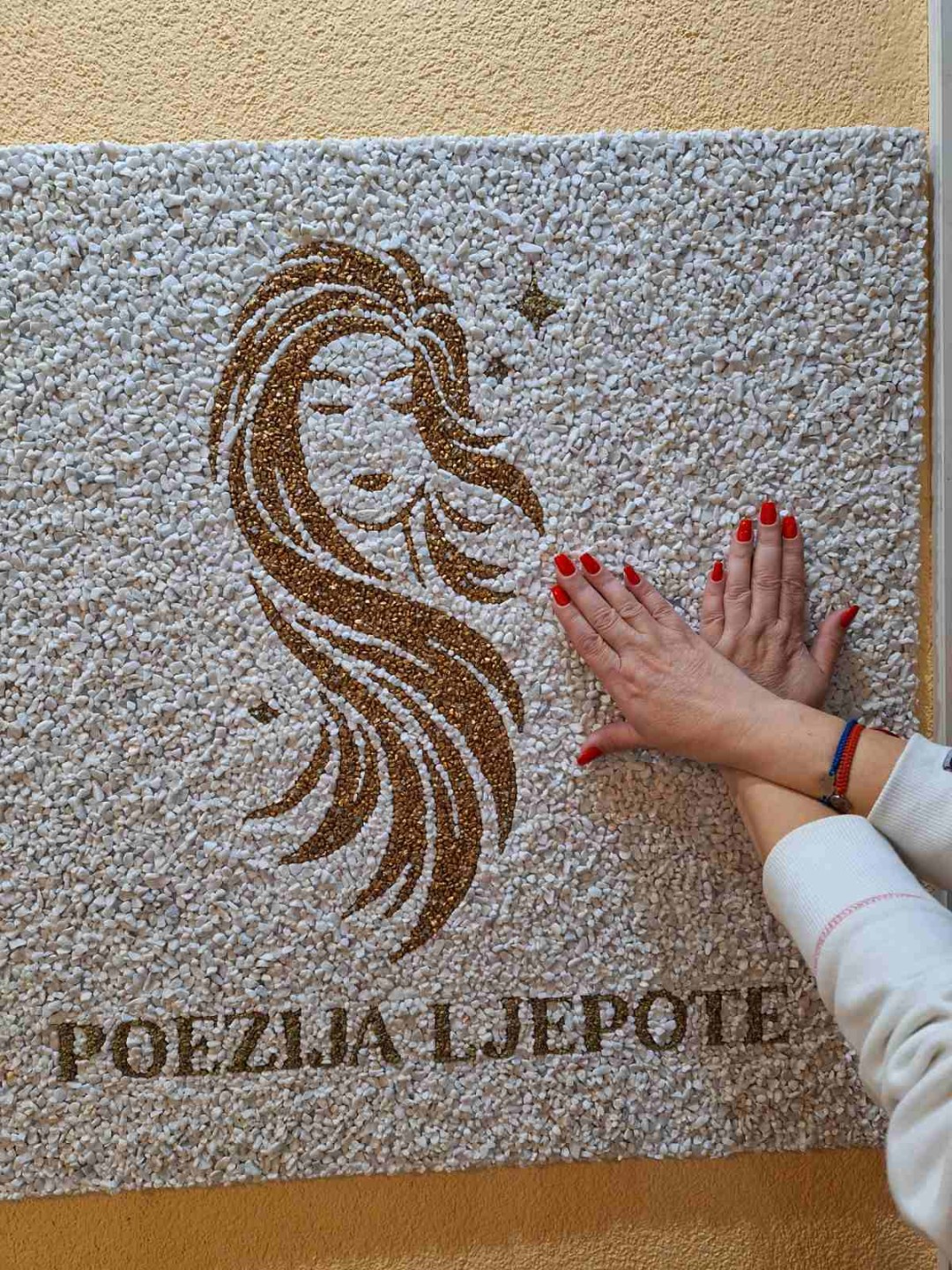 Poezija ljepote #sarajevo Ojačavanje noktiju Gel na prirodne nokte - boja