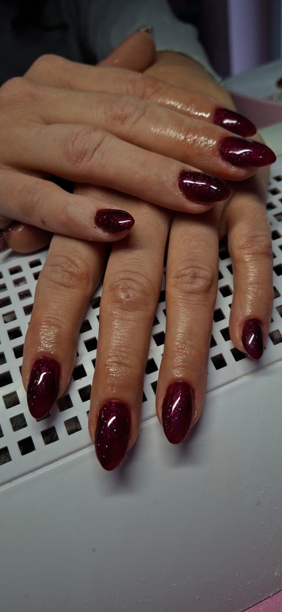 Poezija ljepote #sarajevo Ojačavanje noktiju Gel na prirodne nokte - boja