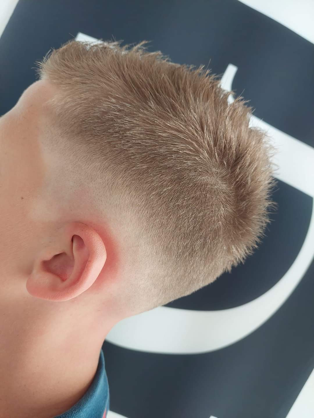 Muško šišanje - klasično - Frisco, Sarajevo Muško šišanje Muški frizeri Muško šišanje, Sarajevo, Centar - Stari Grad