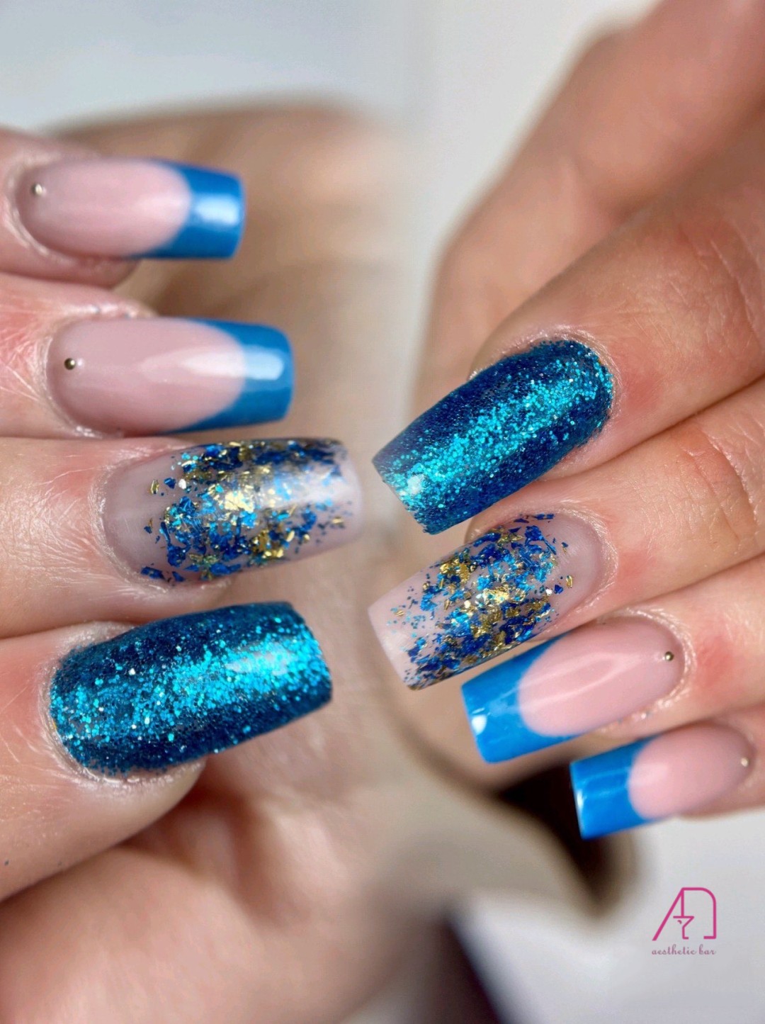 AEsthetic Bar Academy #sarajevo Izlivanje noktiju Izlivanje noktiju gelom - veličina M