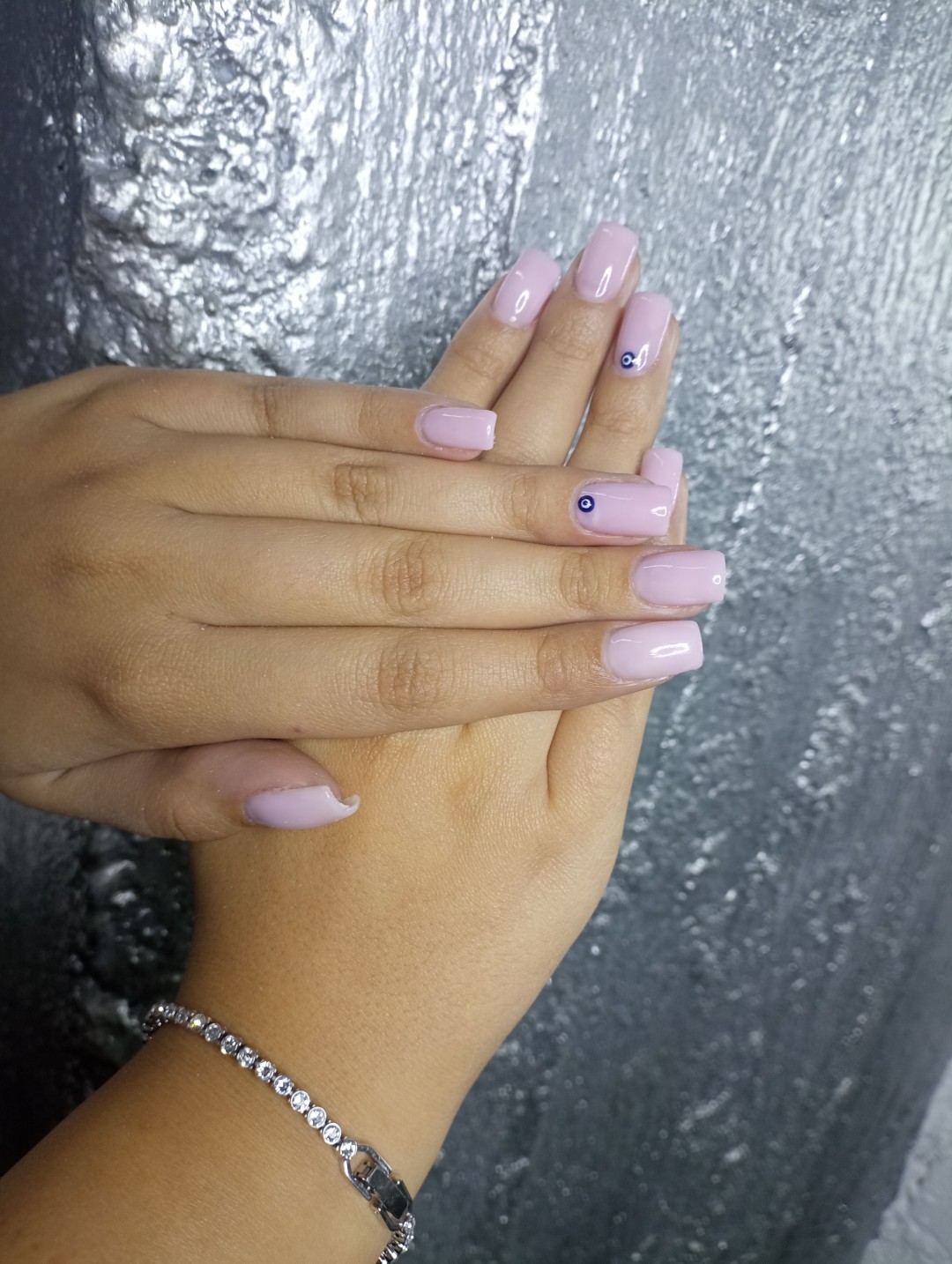 The One Hair Studio #sarajevo Gel lak Trajni lak - ruke