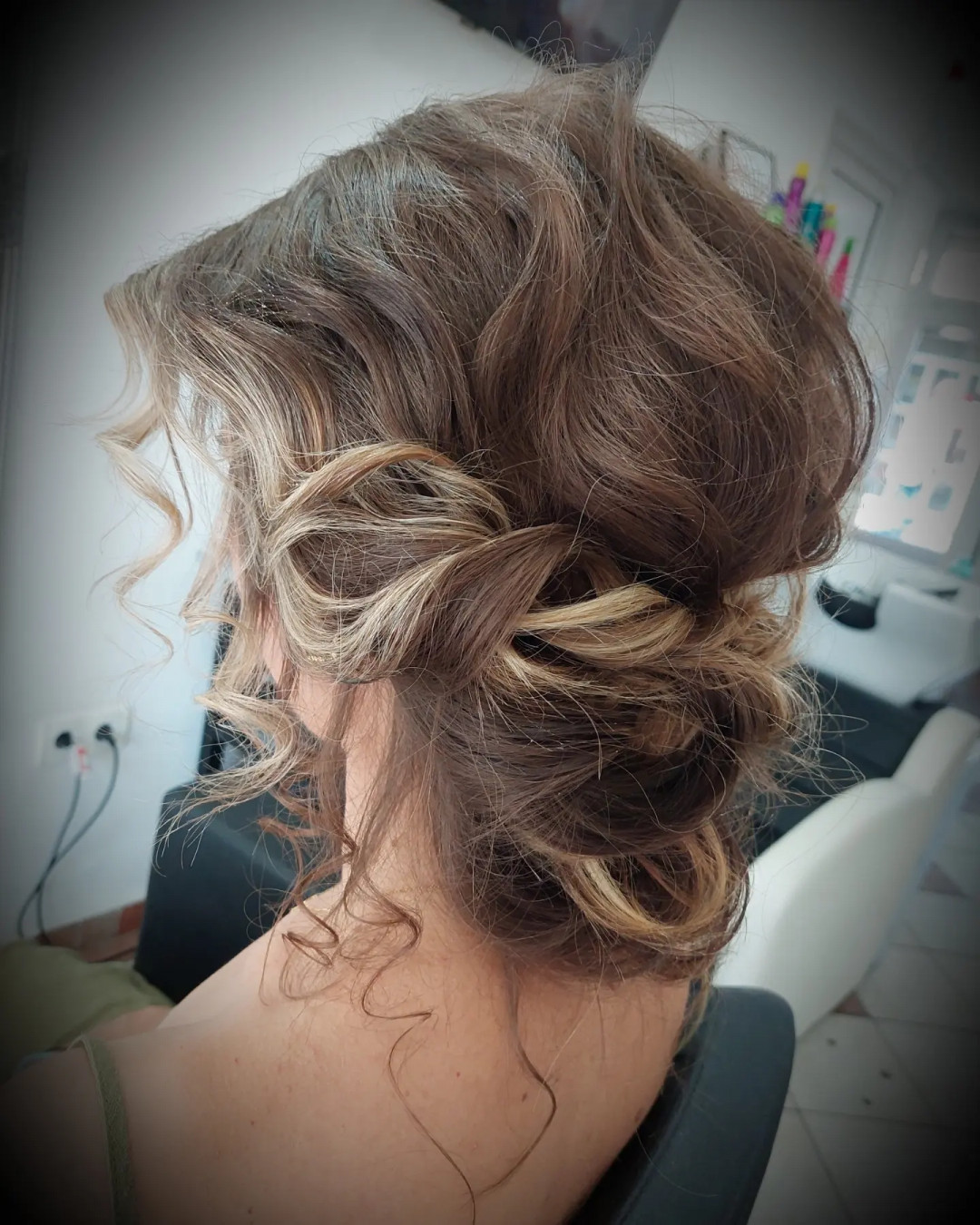 Svečana frizura jednostavna - kratka kosa - Frisco, Sarajevo Svečane i frizure za svadbu Frizerski saloni Svečane i frizure za svadbu, Sarajevo, Centar - Stari Grad