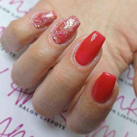 AMK #sarajevo Nadogradnja noktiju Nadogradnja noktiju tipsama