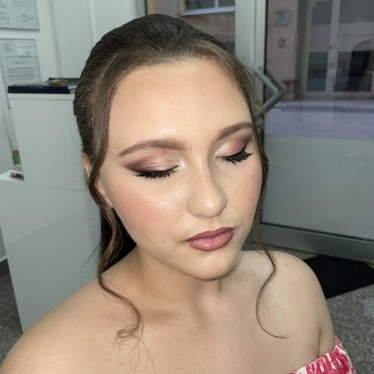 Artistic Beauty #sarajevo Make-up / šminkanje Profesionalno šminkanje