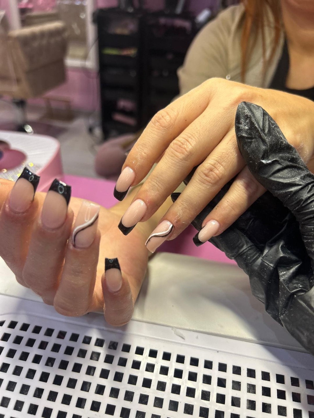 Poezija ljepote #sarajevo Nadogradnja noktiju Nadogradnja noktiju tipsama - french / ombre