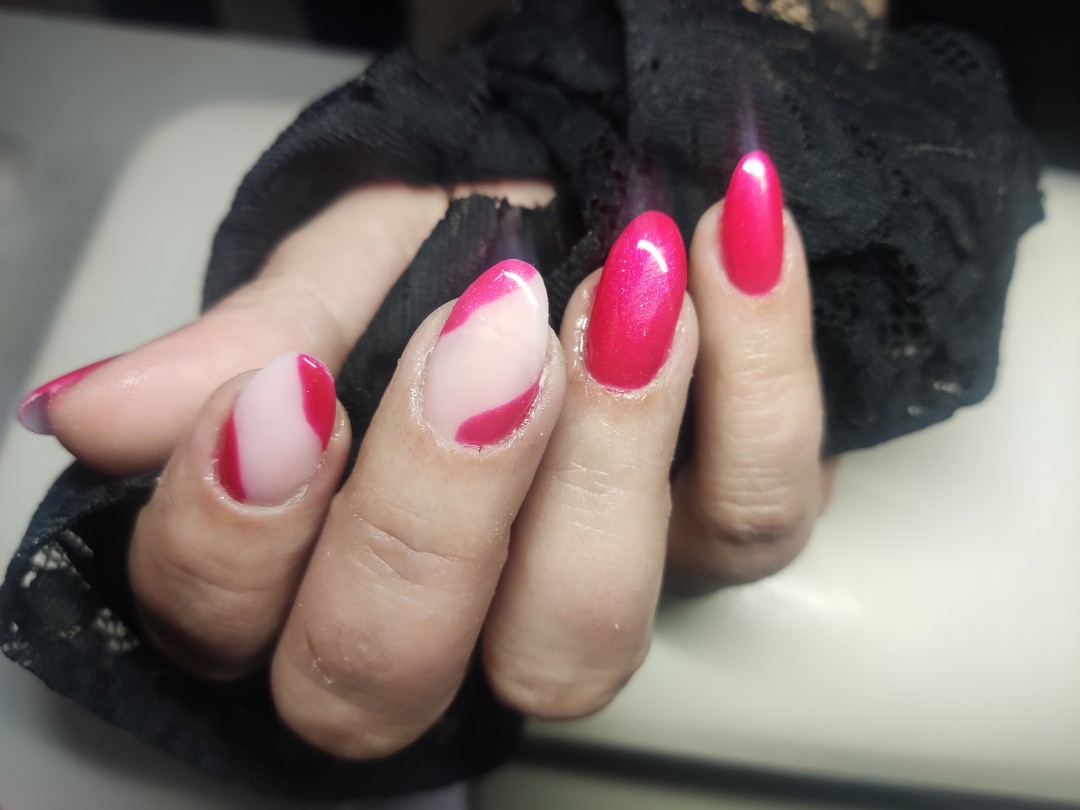 Gel lak - ruke - L'Amour beauty studio, Sarajevo Gel lak Nokti Gel lak, Sarajevo, Novo Sarajevo - Novi Grad