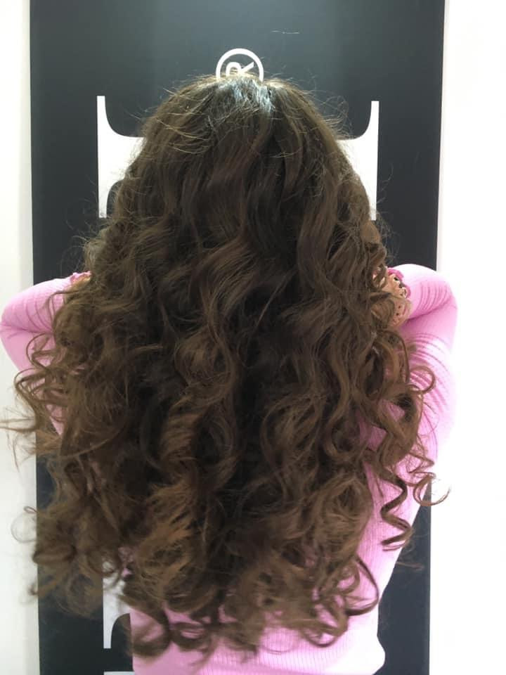 Lokne na figaro - duga kosa - Frisco, Sarajevo Svečane i frizure za svadbu Frizerski saloni Svečane i frizure za svadbu, Sarajevo, Centar - Stari Grad