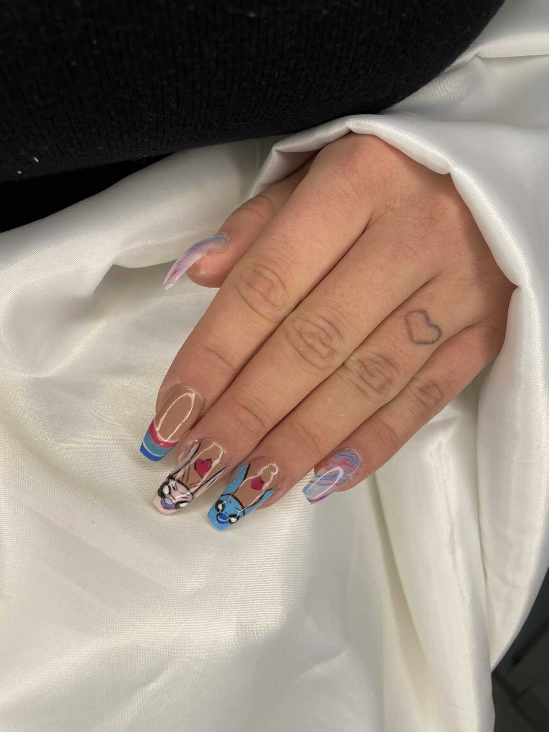 Signature #tuzla Nadogradnja noktiju Nadogradnja noktiju tipsama