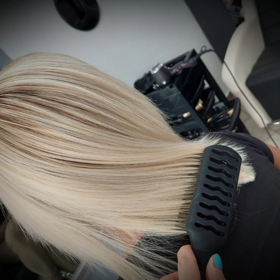 Pramenovi na foliju - duga kosa - Frisco, Sarajevo Pramenovi Frizerski saloni Pramenovi, Sarajevo, Centar - Stari Grad