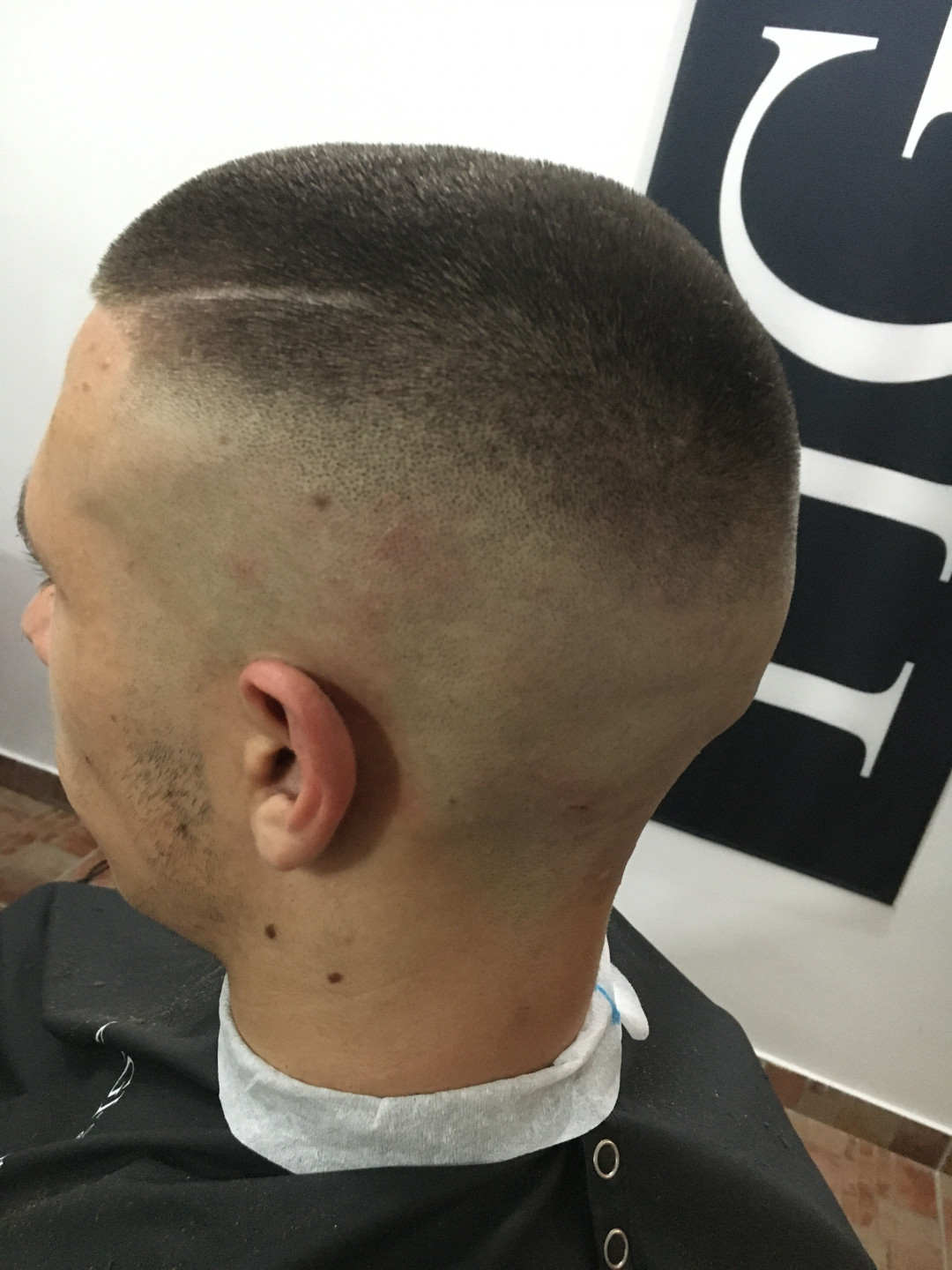 Muško šišanje - fade / duža kosa - Frisco, Sarajevo Obrve Lice Obrve, Sarajevo, Centar - Stari Grad