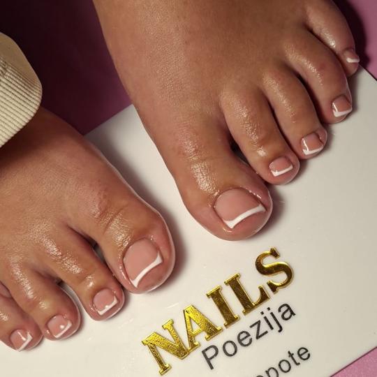 Poezija ljepote #sarajevo Gel lak Gel / trajni lak - noge