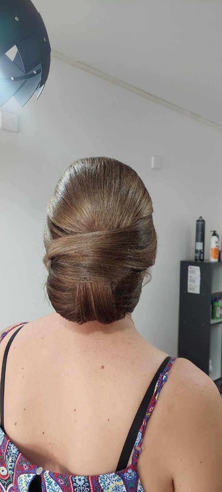 Frisco #sarajevo Svečane i frizure za svadbu Svečana frizura složena - kratka kosa