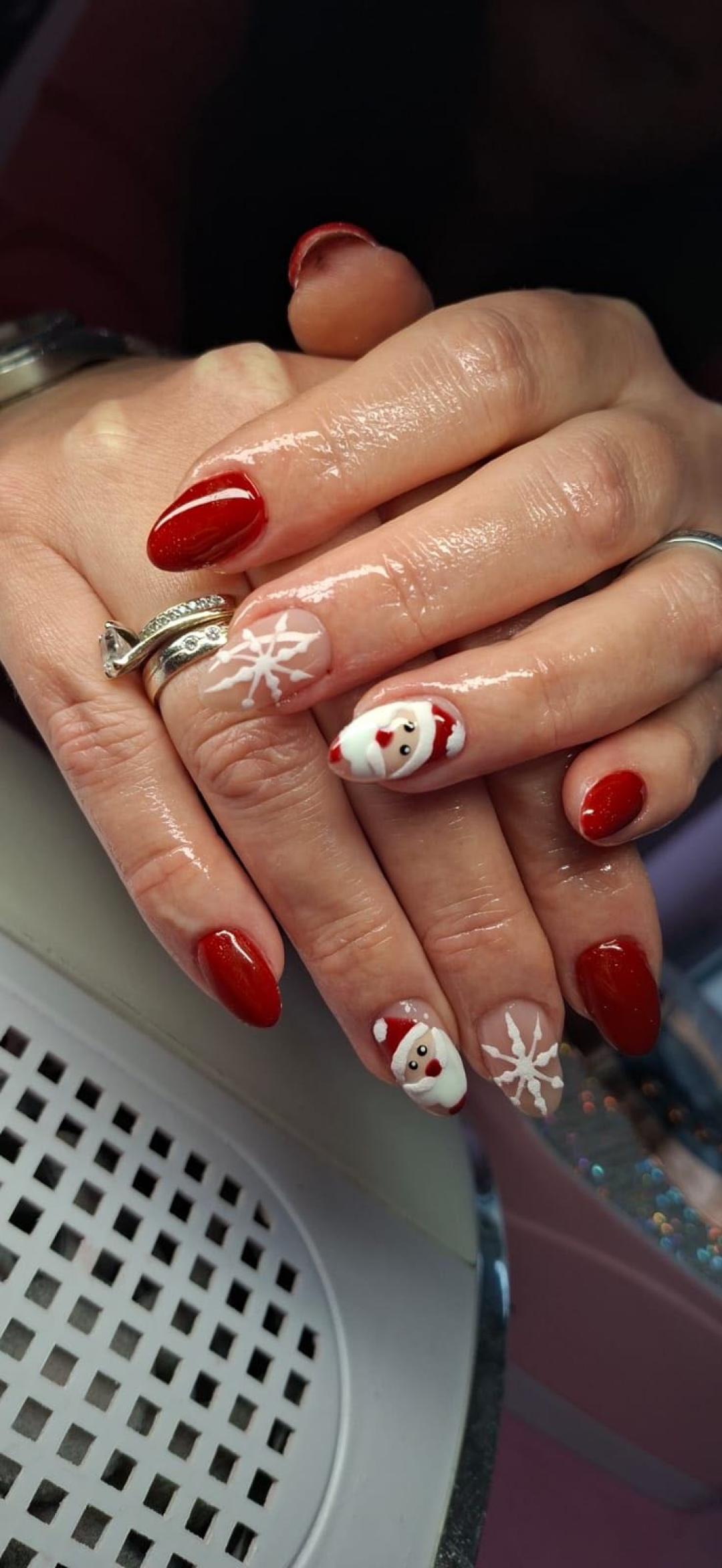 Poezija ljepote #sarajevo Nadogradnja noktiju Nadogradnja noktiju tipsama - french / ombre