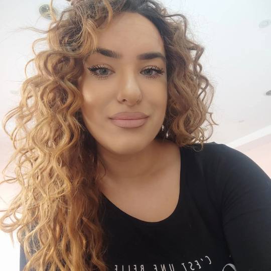 L'Amour beauty studio #sarajevo Uvijanje, lokne i talasi Afro lokne - duga kosa