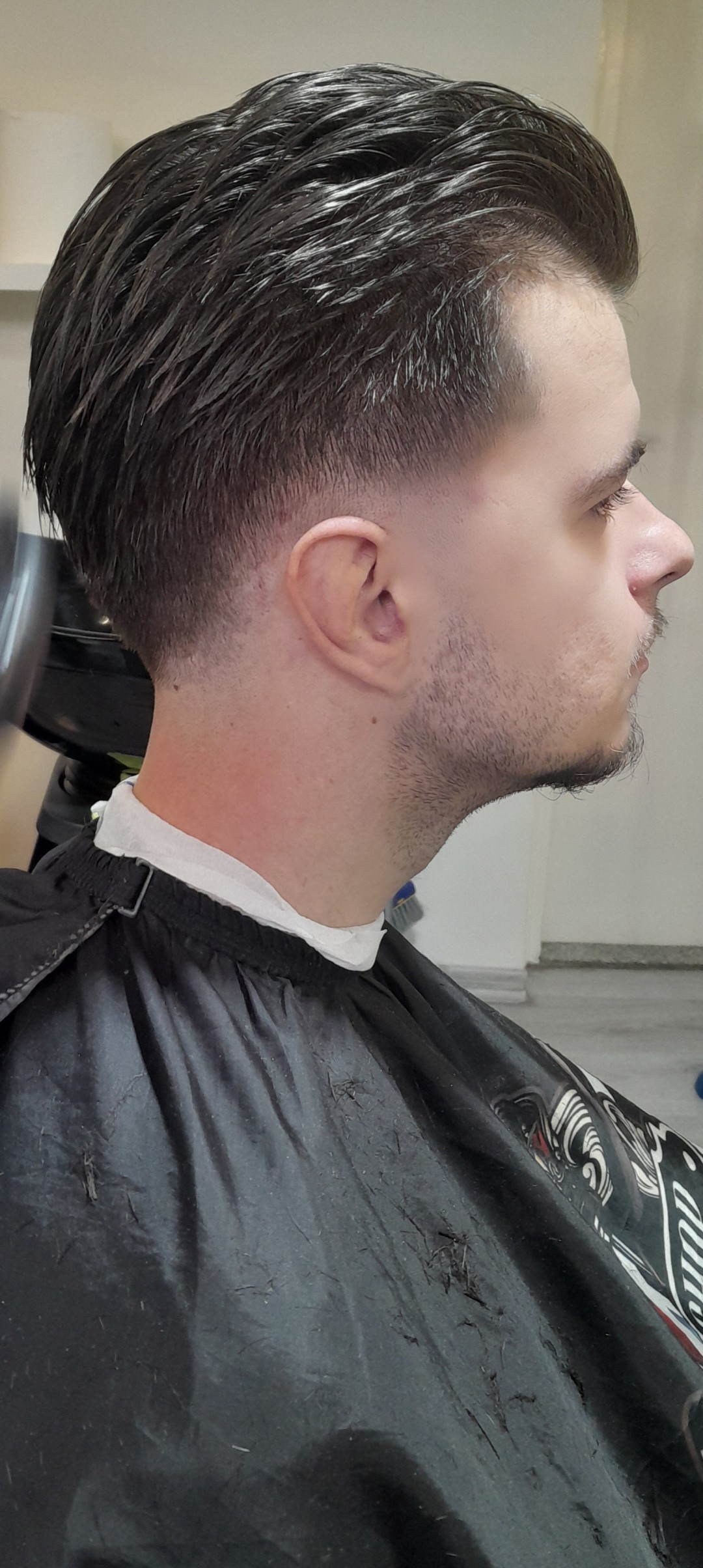 Muško šišanje - Adi, Sarajevo Muško šišanje Muški frizeri Muško šišanje, Sarajevo, Novo Sarajevo - Novi Grad