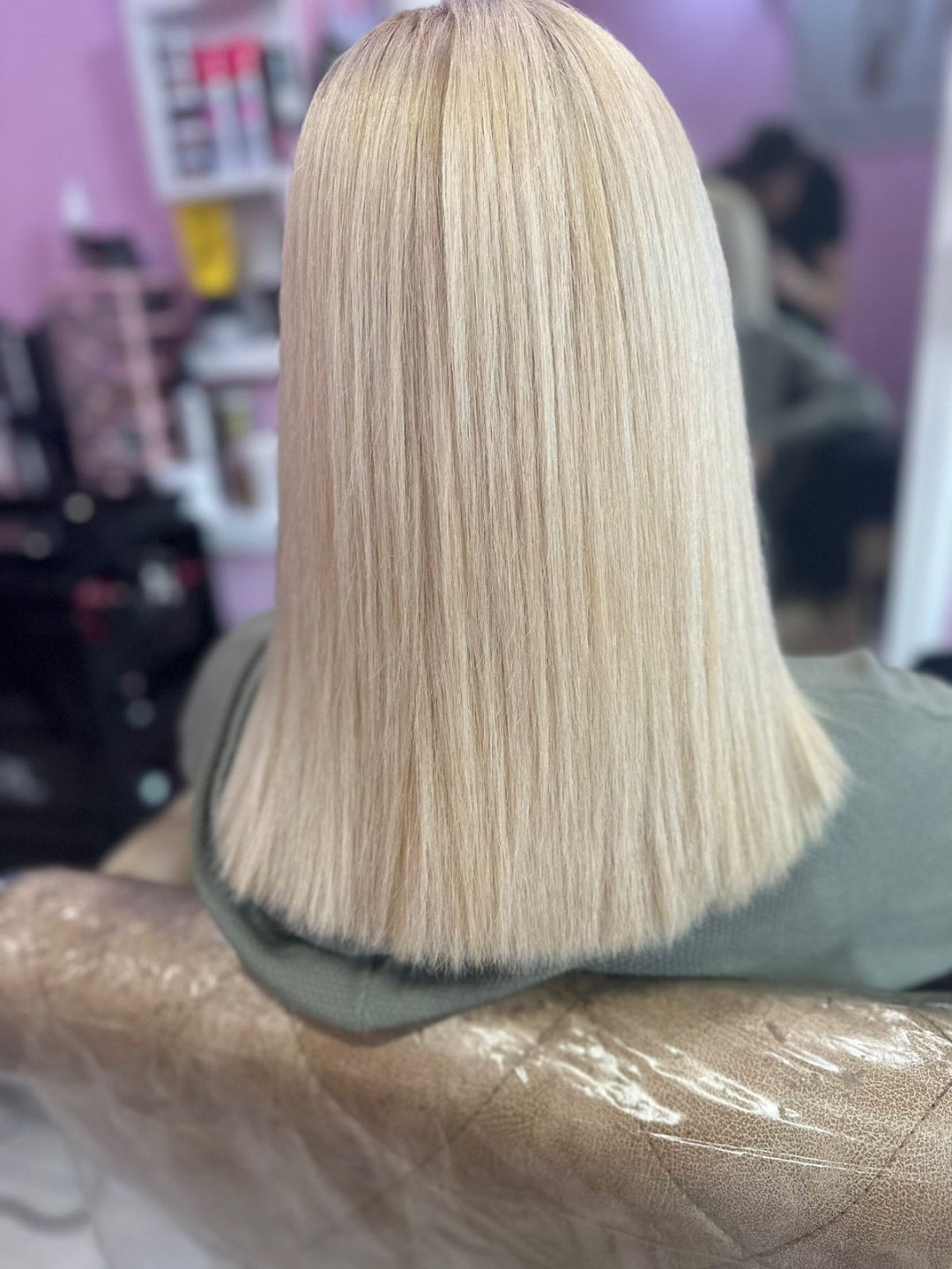 Poezija ljepote #sarajevo Farbanje kose Farbanje izrastka - kosa srednje dužine