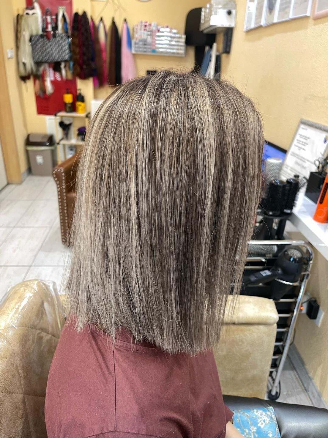 Poezija ljepote #sarajevo Pramenovi Pramenovi na foliju - kosa srednje dužine