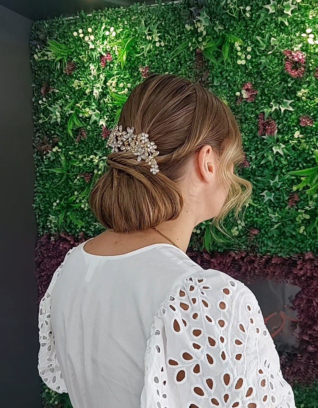 Frisco #sarajevo Svečane i frizure za svadbu Svečana frizura složena - ekstra duga kosa