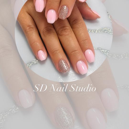 SD Nail Studio #sarajevo Izlivanje noktiju Geliranje noktiju sa frenchom ili nailart