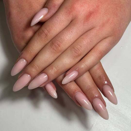 Lily Nails #sarajevo Gel lak Ojačavanje prirodnih noktiju gelom - ruke