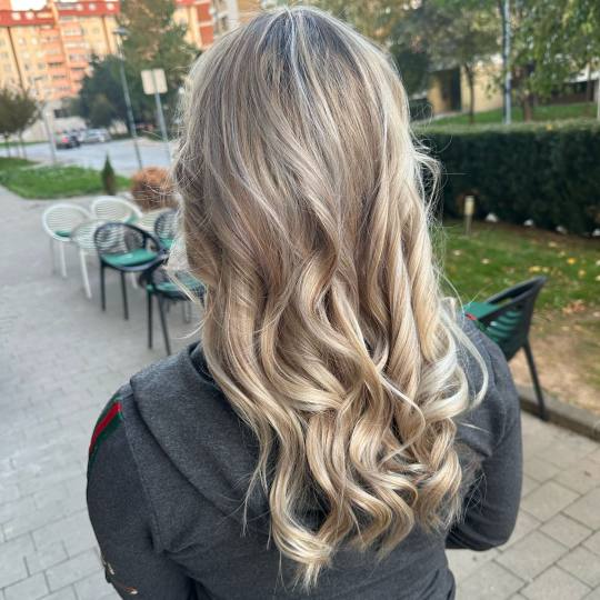 Poezija ljepote #sarajevo Pramenovi Pramenovi na foliju - duga kosa