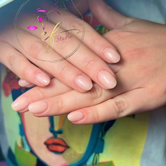 Studio ef #sarajevo Ojačavanje noktiju Gel na prirodne nokte-kratki nokti