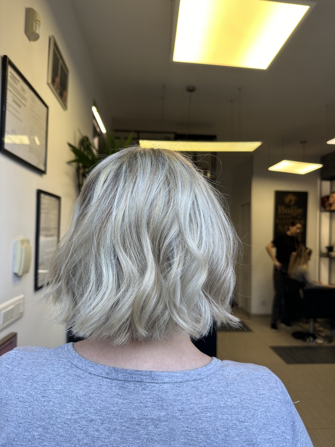 Beauty studio Luxe #sarajevo Pramenovi Pramenovi na foliju - kratka kosa