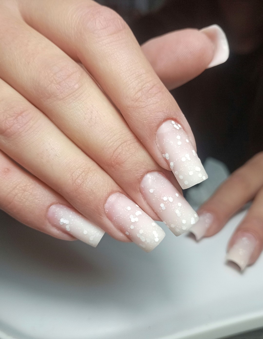 Lovely Em salon & head spa #sarajevo Manikir Nadogradnja noktiju dual tipsama - M dužina