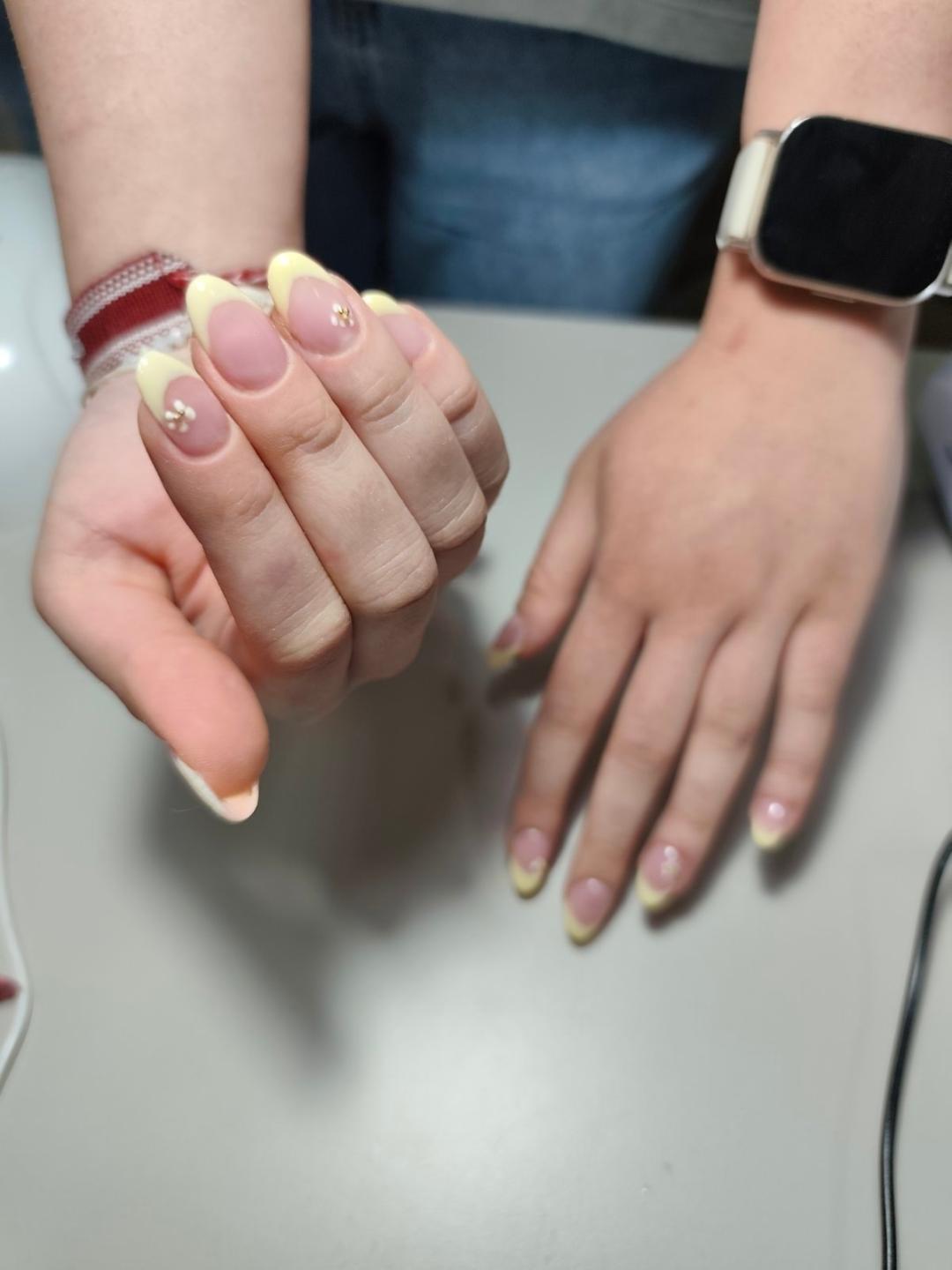 Tajne jednog beauty salona #sarajevo Nadogradnja noktiju Nadogradnja noktiju Gel x tipsa + gel u boji