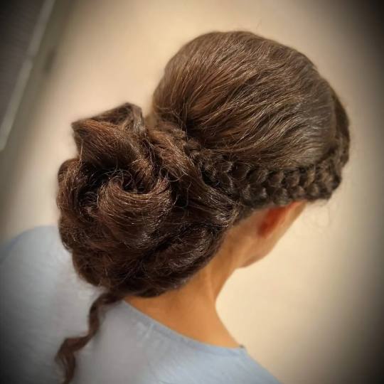 Frisco #sarajevo Svečane i frizure za svadbu Svečana frizura složena - kratka kosa