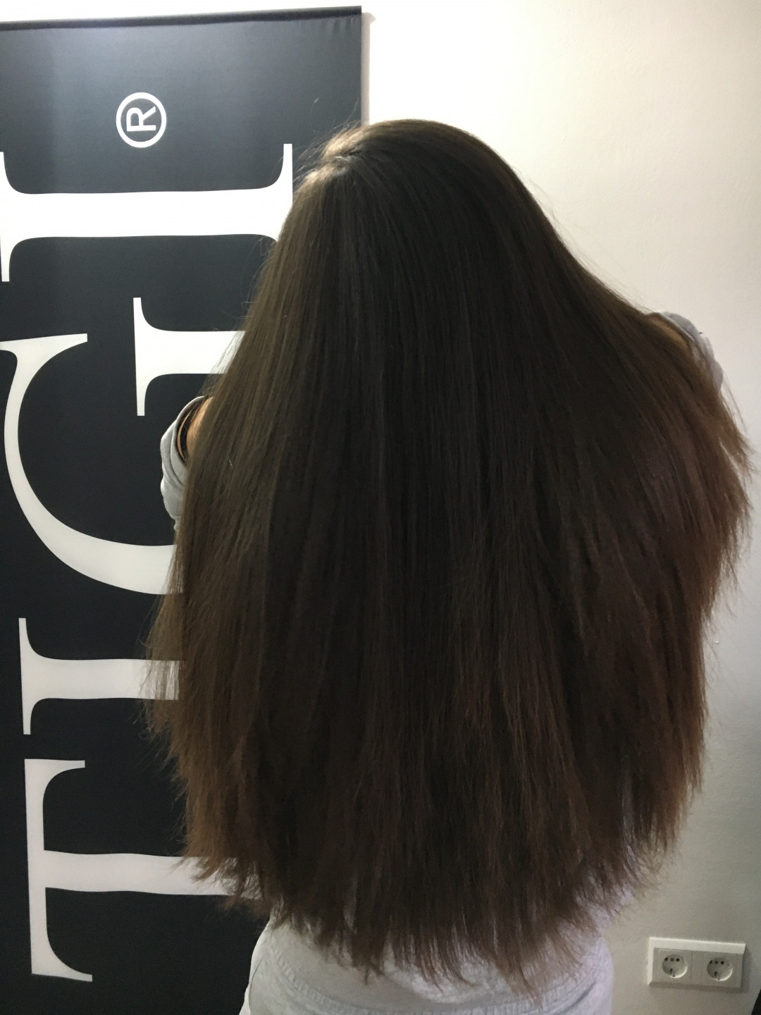 Feniranje na ravno - kosa srednje dužine - Frisco, Sarajevo Feniranje i stilizovanje Frizerski saloni Feniranje i stilizovanje, Sarajevo, Centar - Stari Grad