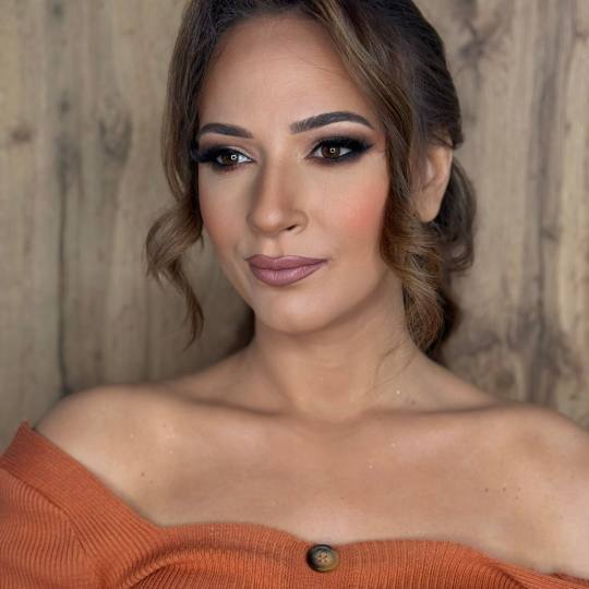 Lovely Em salon & head spa #sarajevo Svečane i frizure za svadbu Svečana frizura (polupodignuta fr