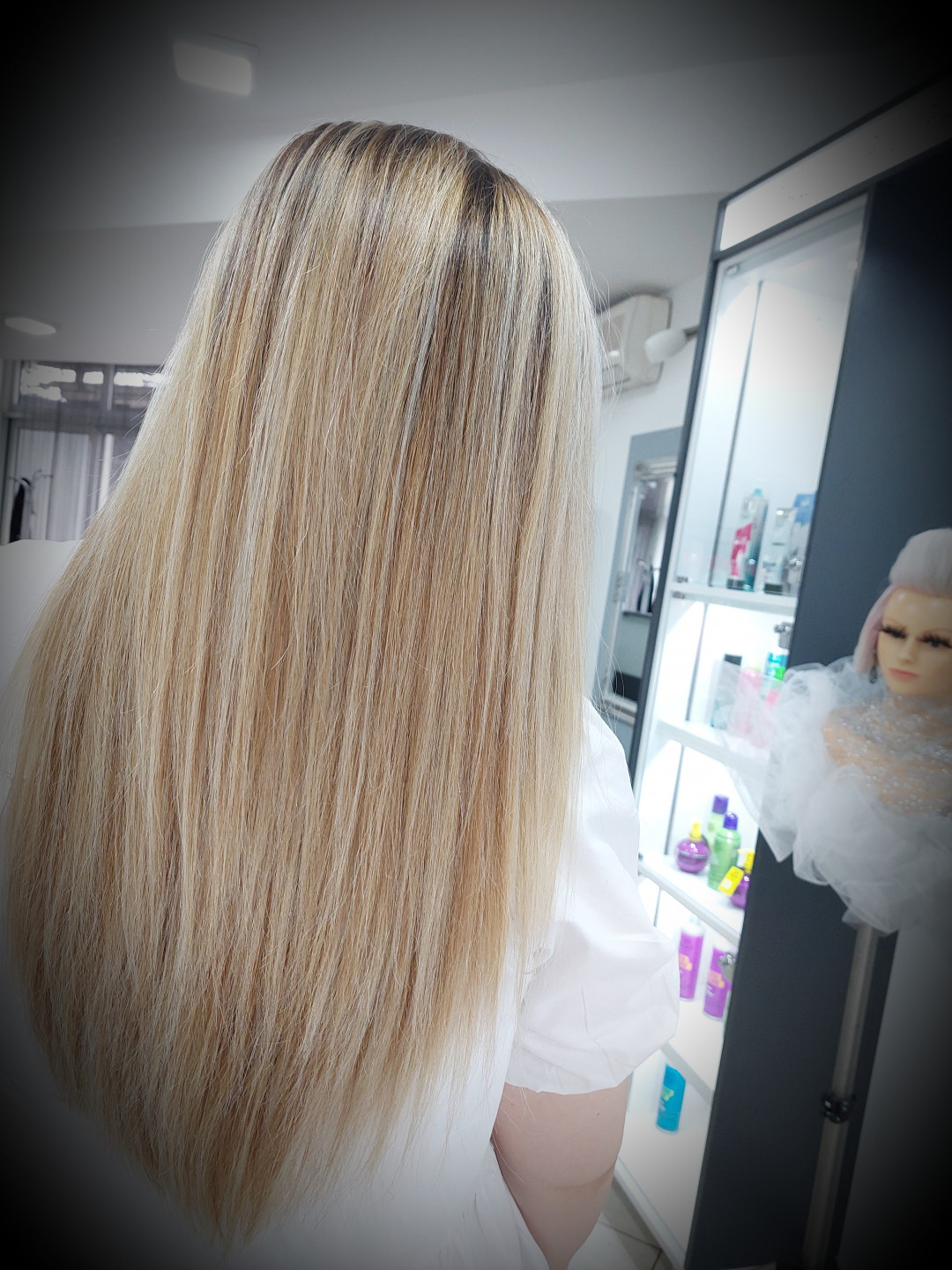 Preliv - ekstra duga kosa - Frisco, Sarajevo Farbanje kose Frizerski saloni Farbanje kose, Sarajevo, Centar - Stari Grad