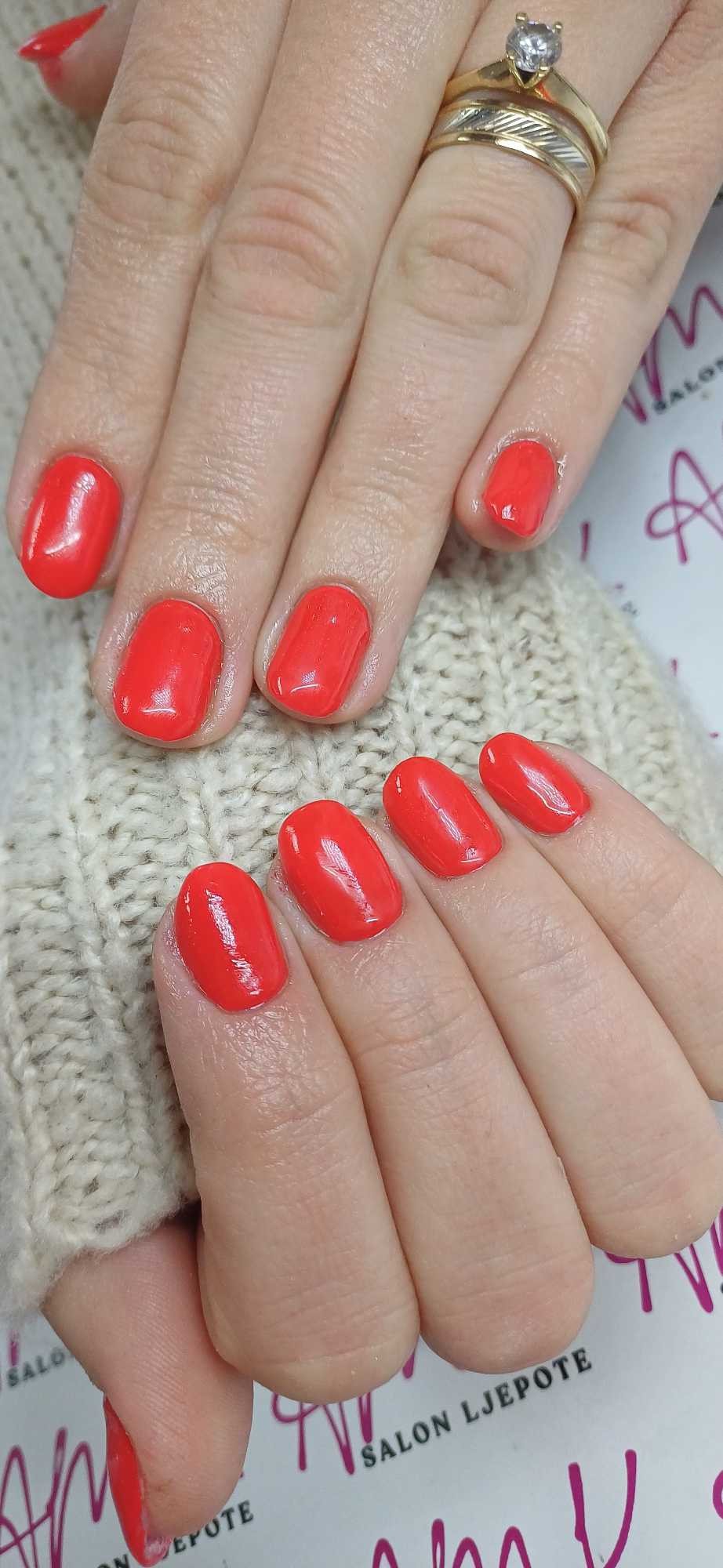 AMK #sarajevo Izlivanje noktiju Izlijevanje noktiju gelom - boja