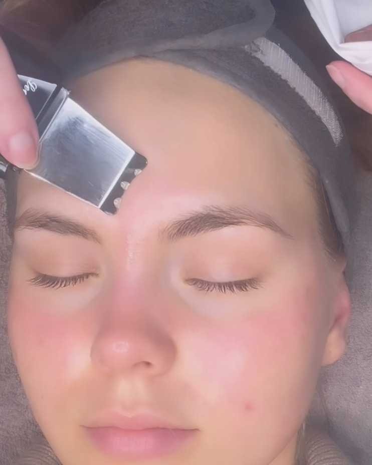 Poezija ljepote #sarajevo Piling lica Piling lica + špatula + masaža lica + maska