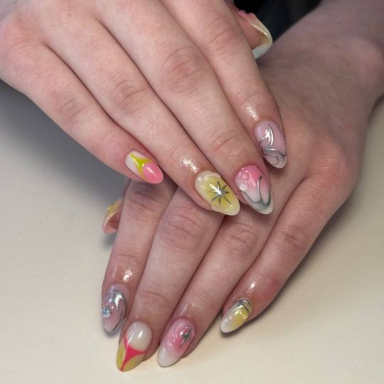 Lily Nails #sarajevo Ukrašavanje noktiju Nail art - dodatak uz uslugu