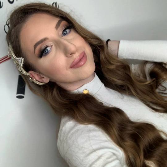 Lovely Em salon & head spa usluga