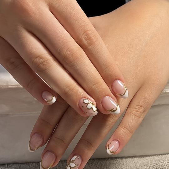 Tajne jednog beauty salona #sarajevo Nadogradnja noktiju Nadogradnja noktiju Gel x tipsa + french / 
