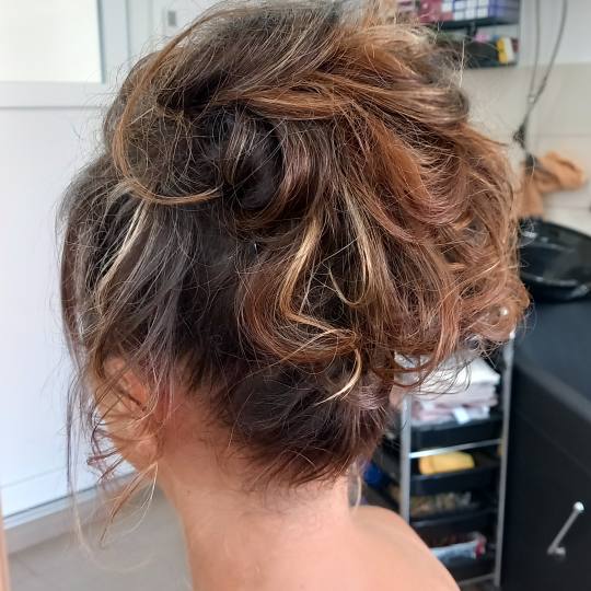 Snježana #sarajevo Svečane i frizure za svadbu Svečana frizura - jednostavna