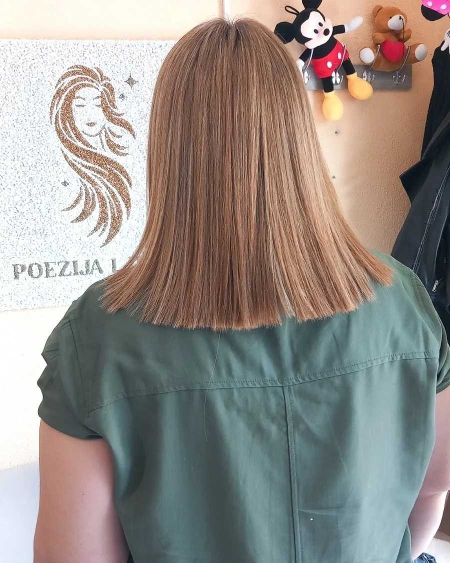 Poezija ljepote #sarajevo Žensko šišanje Žensko šišanje + pranje kose + feniranje - srednje duga kosa