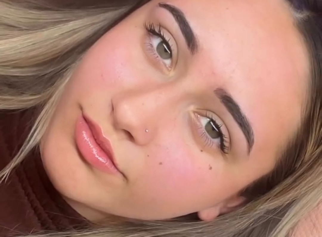 Poezija ljepote #sarajevo Trajna šminka Puder obrve