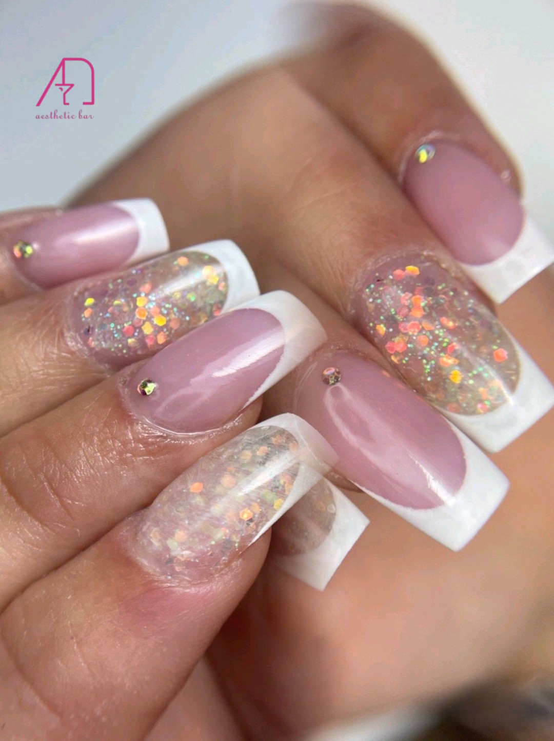 AEsthetic Bar Academy #sarajevo Izlivanje noktiju Izlivanje noktiju gelom - veličina L