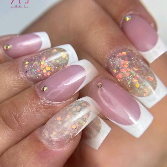 AEsthetic Bar Academy usluga