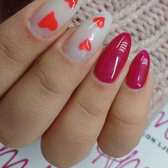 AMK #sarajevo Nadogradnja noktiju Nadogradnja noktiju tipsama