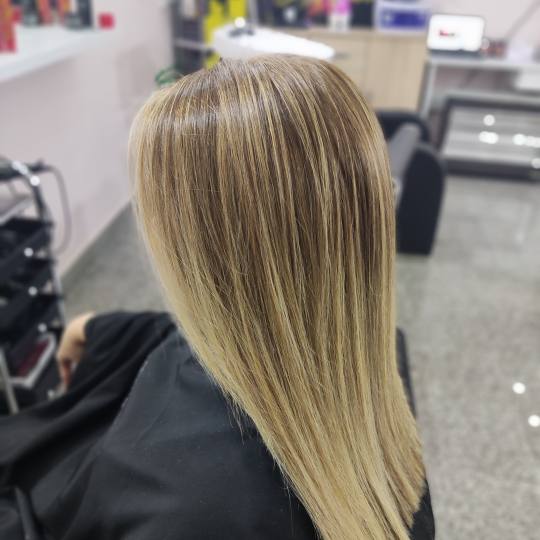 L'Amour beauty studio #sarajevo Ombre, sombre, balayage Balayage - kosa srednje dužine